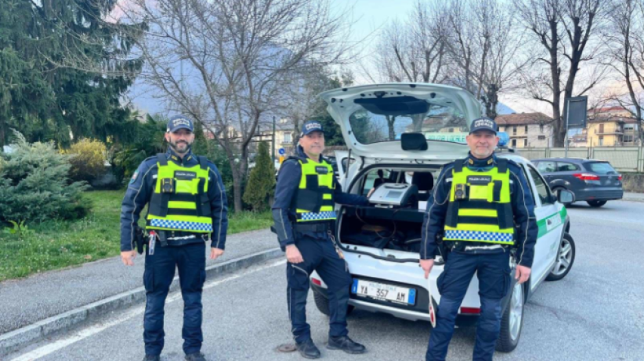 Meno verbali ma incassi su: a Domo solo 16,64 euro di multe pro capite nel 2025